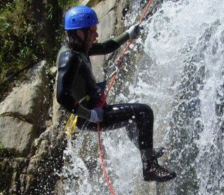  Técnica de barranquismo cerca de La Guardia